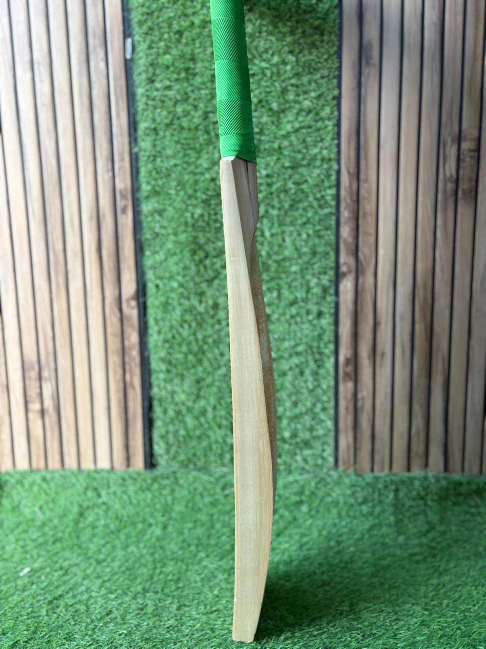 Kerala Profile Premium Tennis Bat