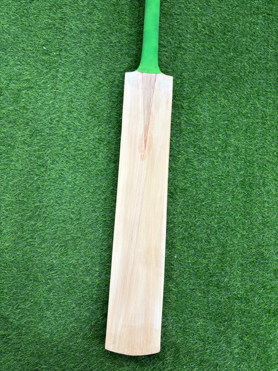 Kerala Profile Premium Tennis Bat