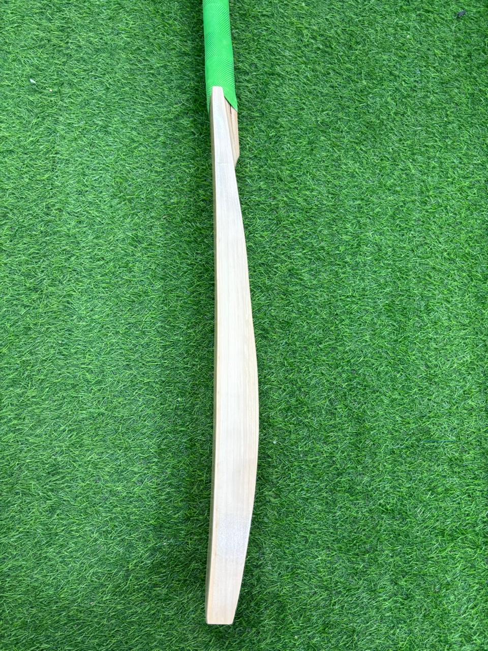 Kerala Profile Premium Tennis Bat