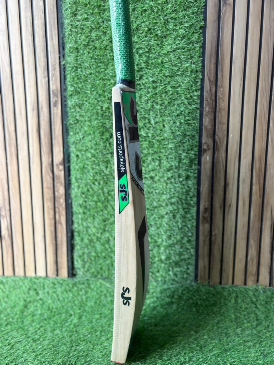 Player Edition Leather Bat