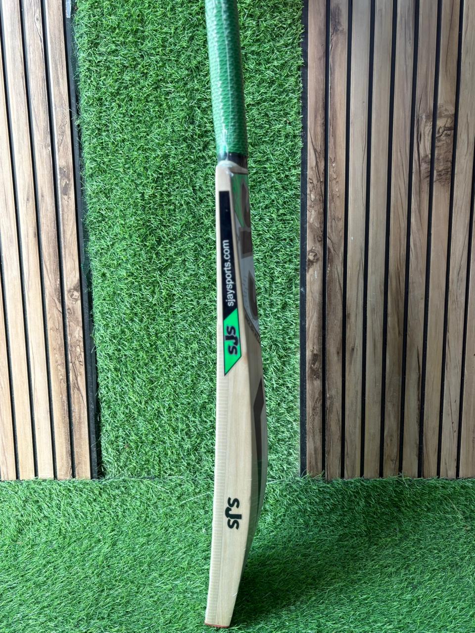 Player Edition Leather Bat