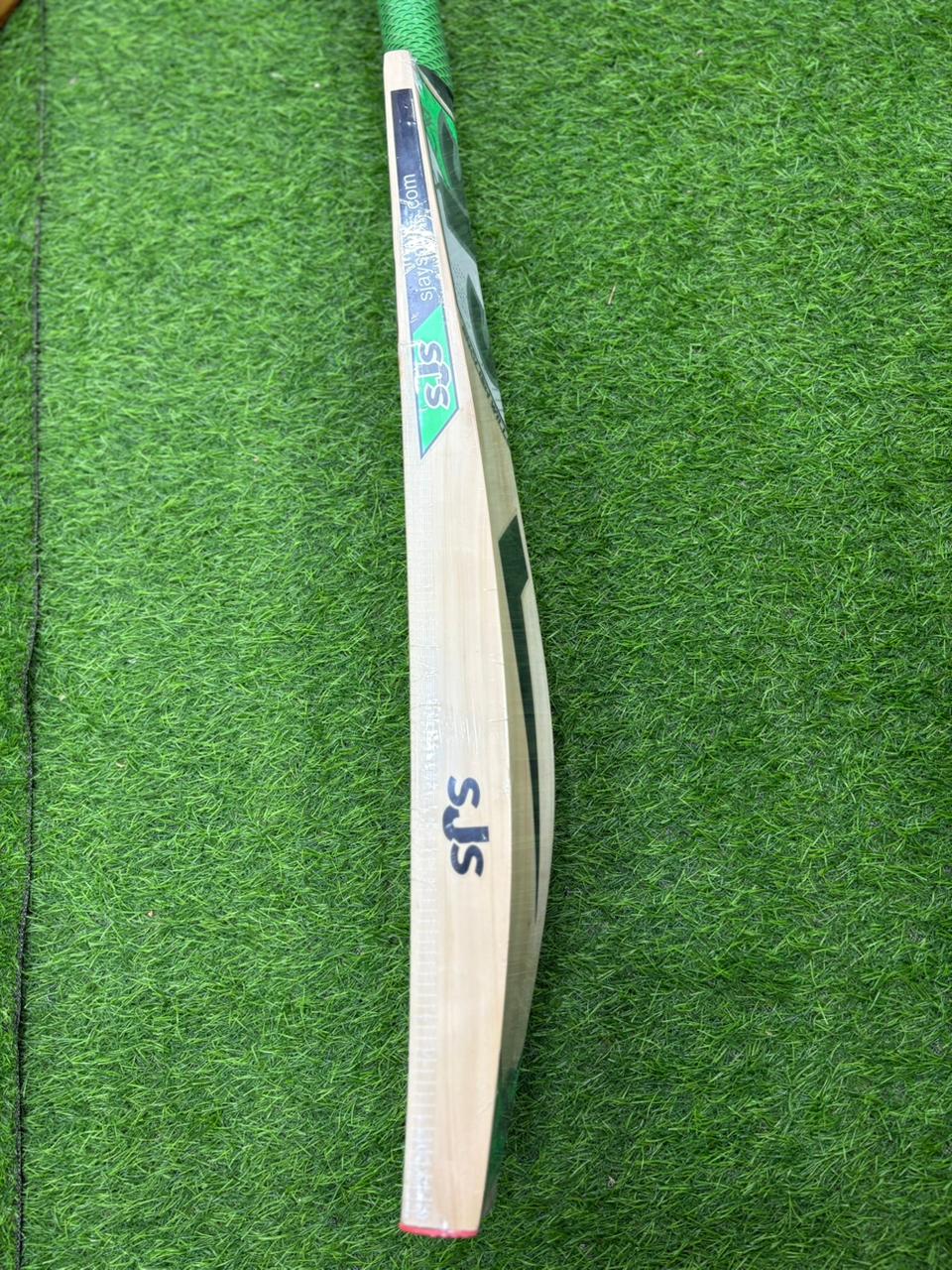 Player Edition Leather Bat