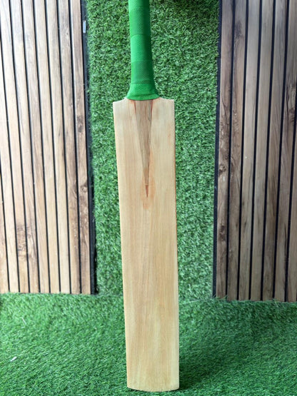 Kerala Profile Premium Tennis Bat