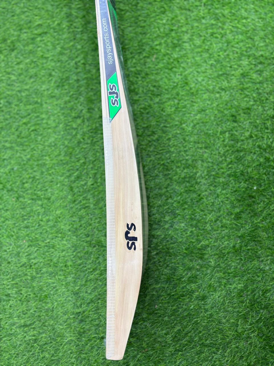 Premium Duckbill Profile Leather Bat