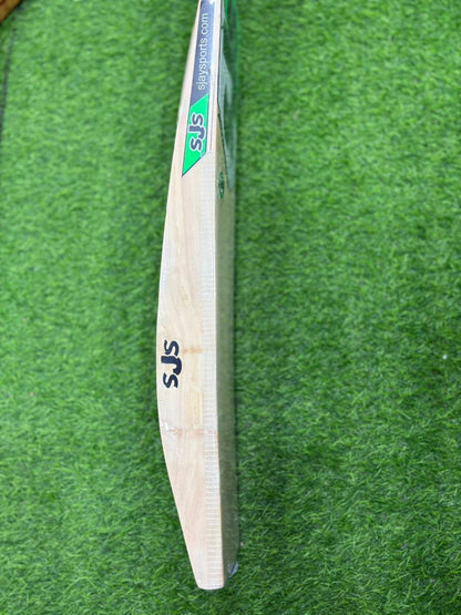 Premium Duckbill Profile Leather Bat